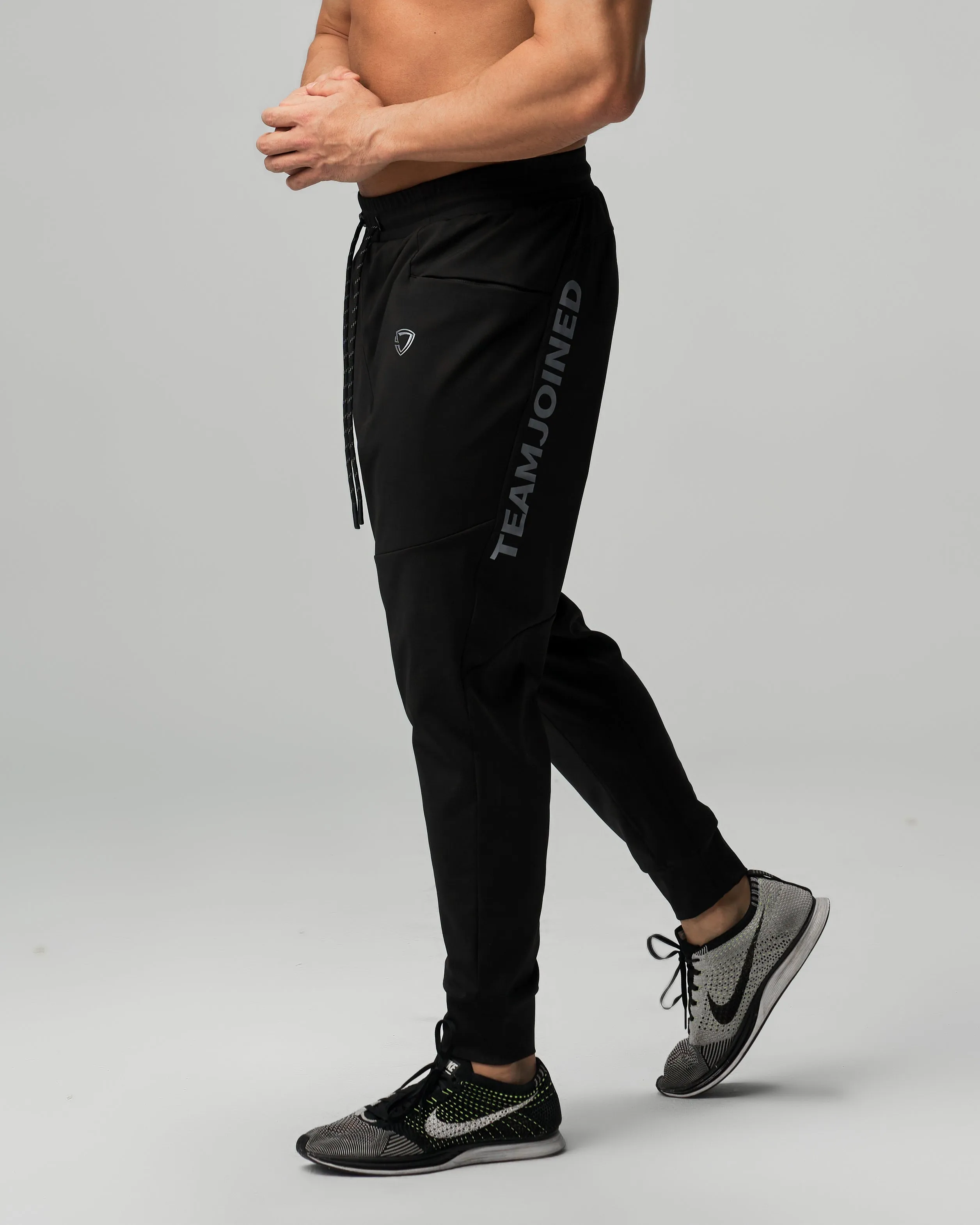 Adapt Spine Logo Performance Joggers