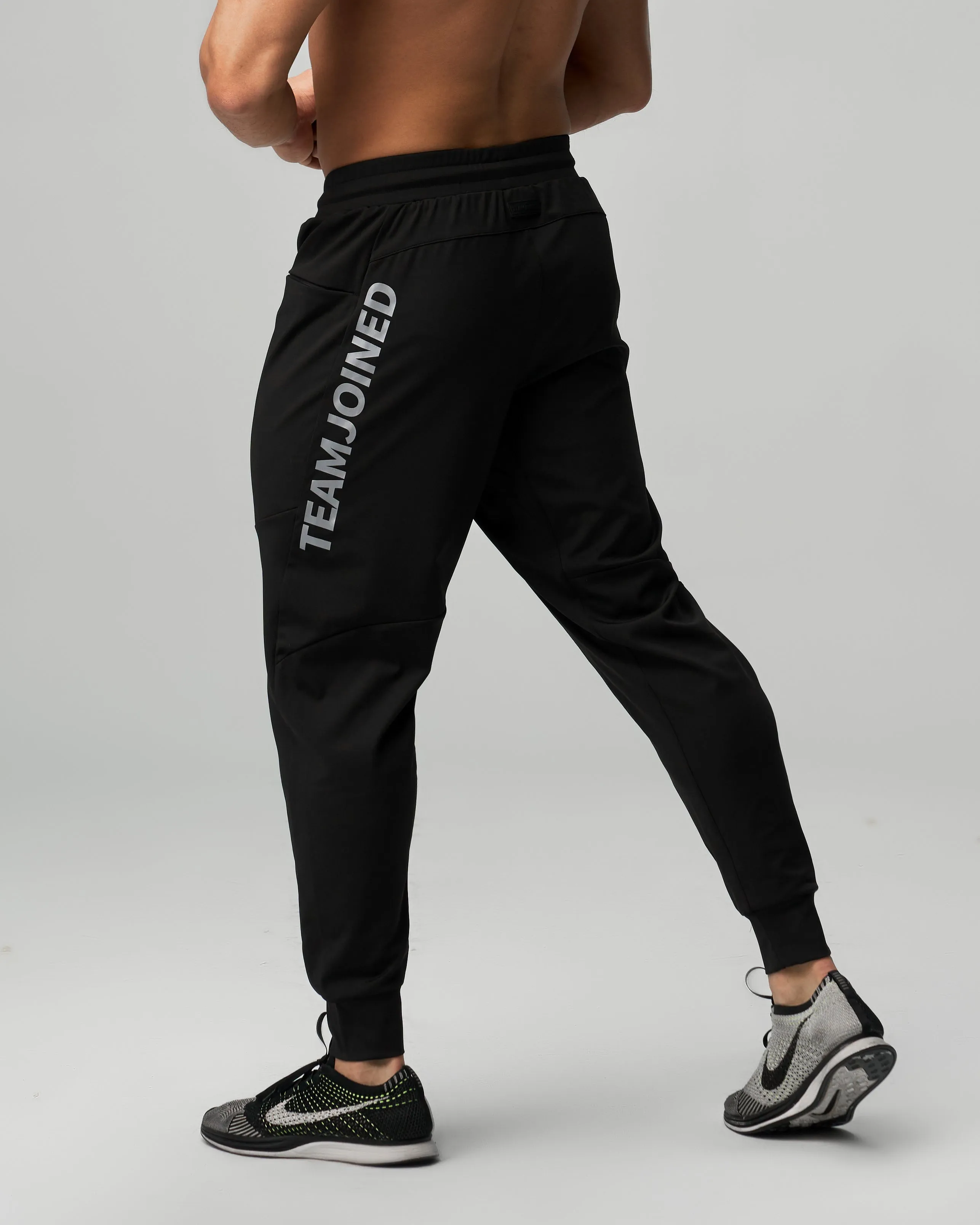 Adapt Spine Logo Performance Joggers