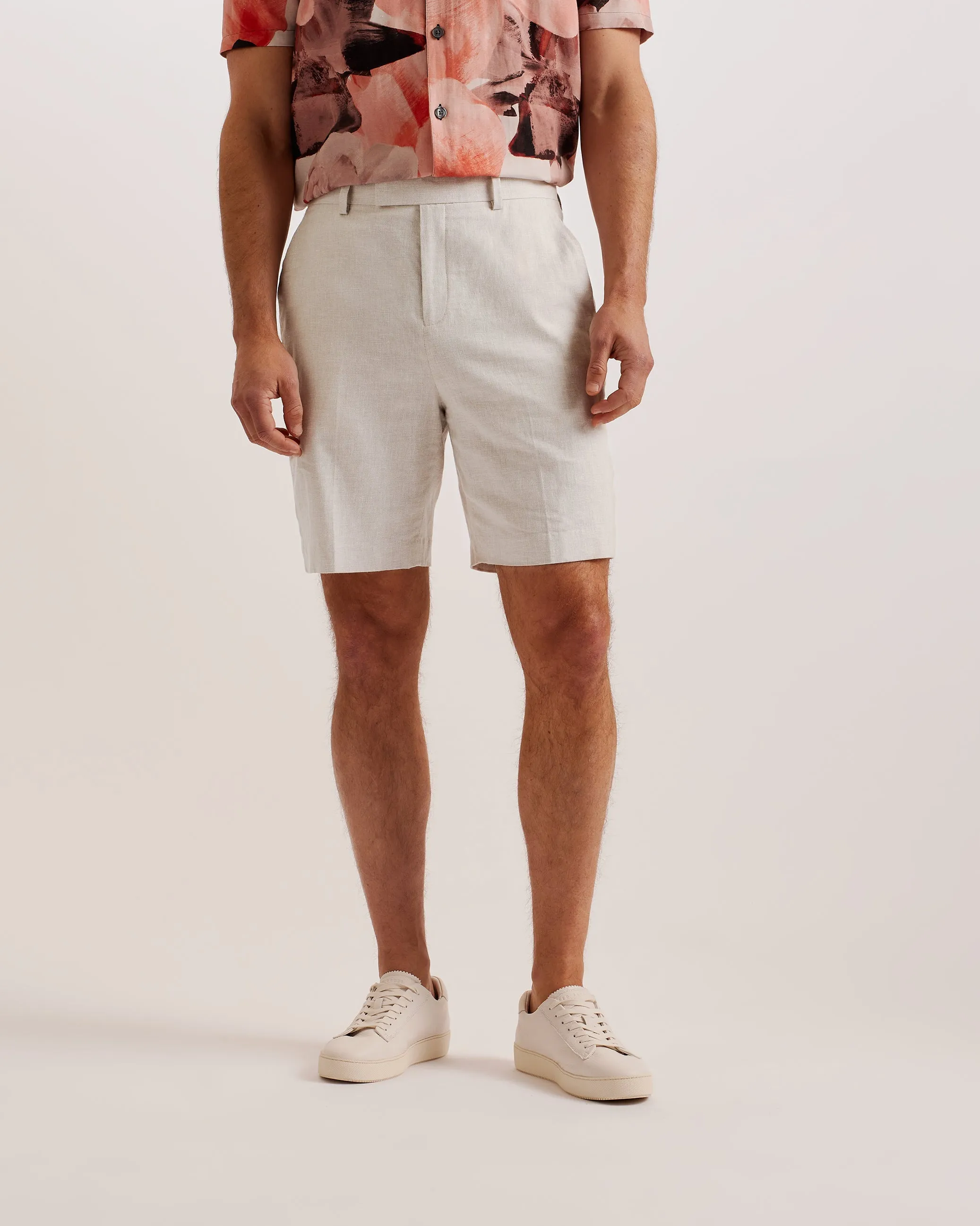 Damasks Slim Cotton Linen Short Natural