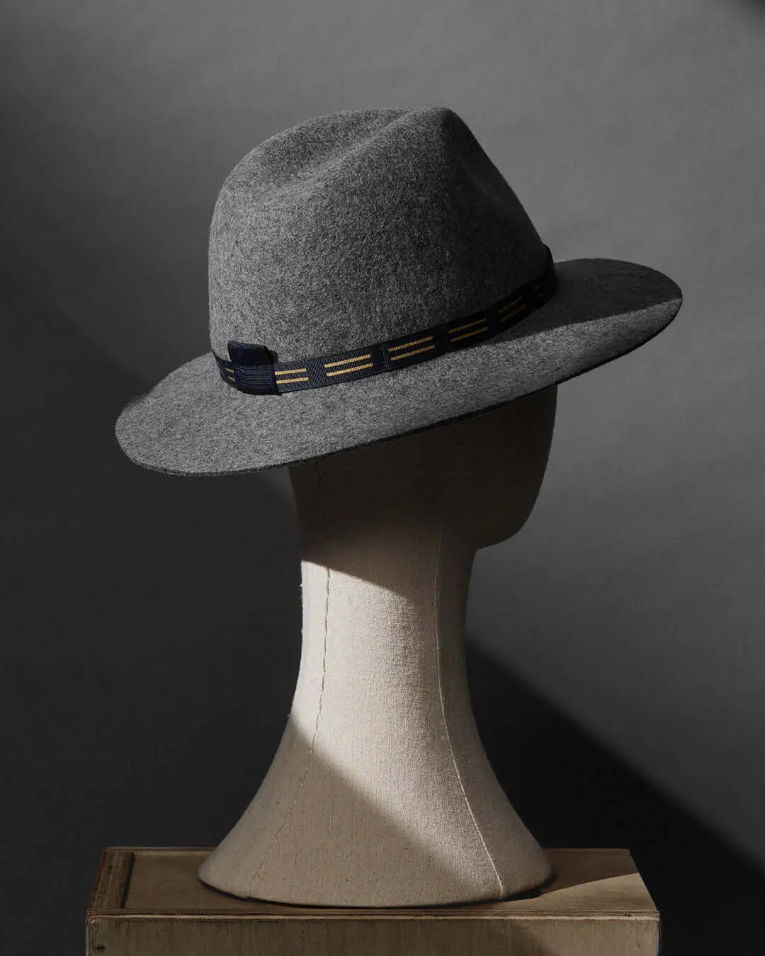 EdW Trimmed Felted Wool Fedora