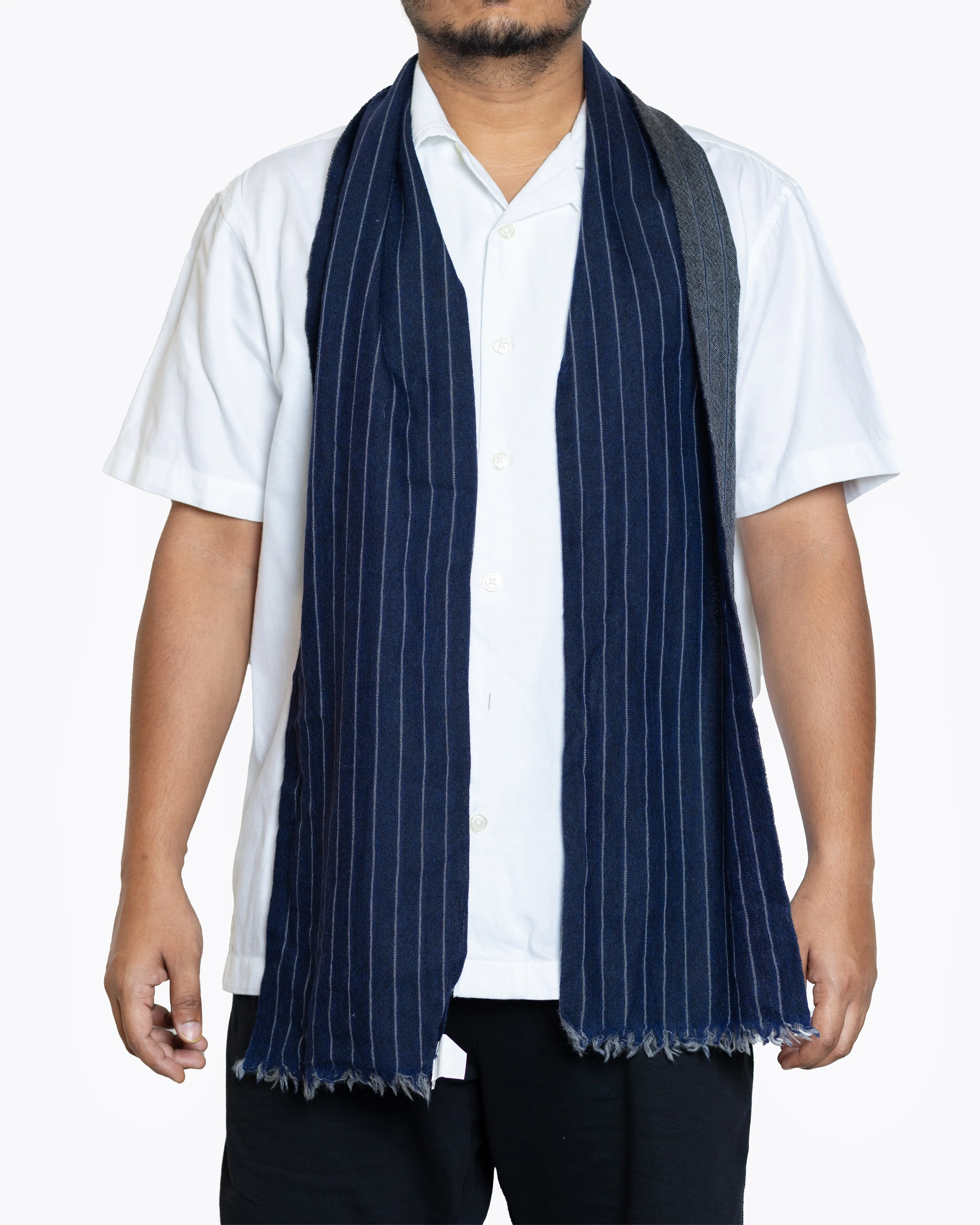 HACKETT LONDON MEN'S CHALK STRIPE SCARF BLUE