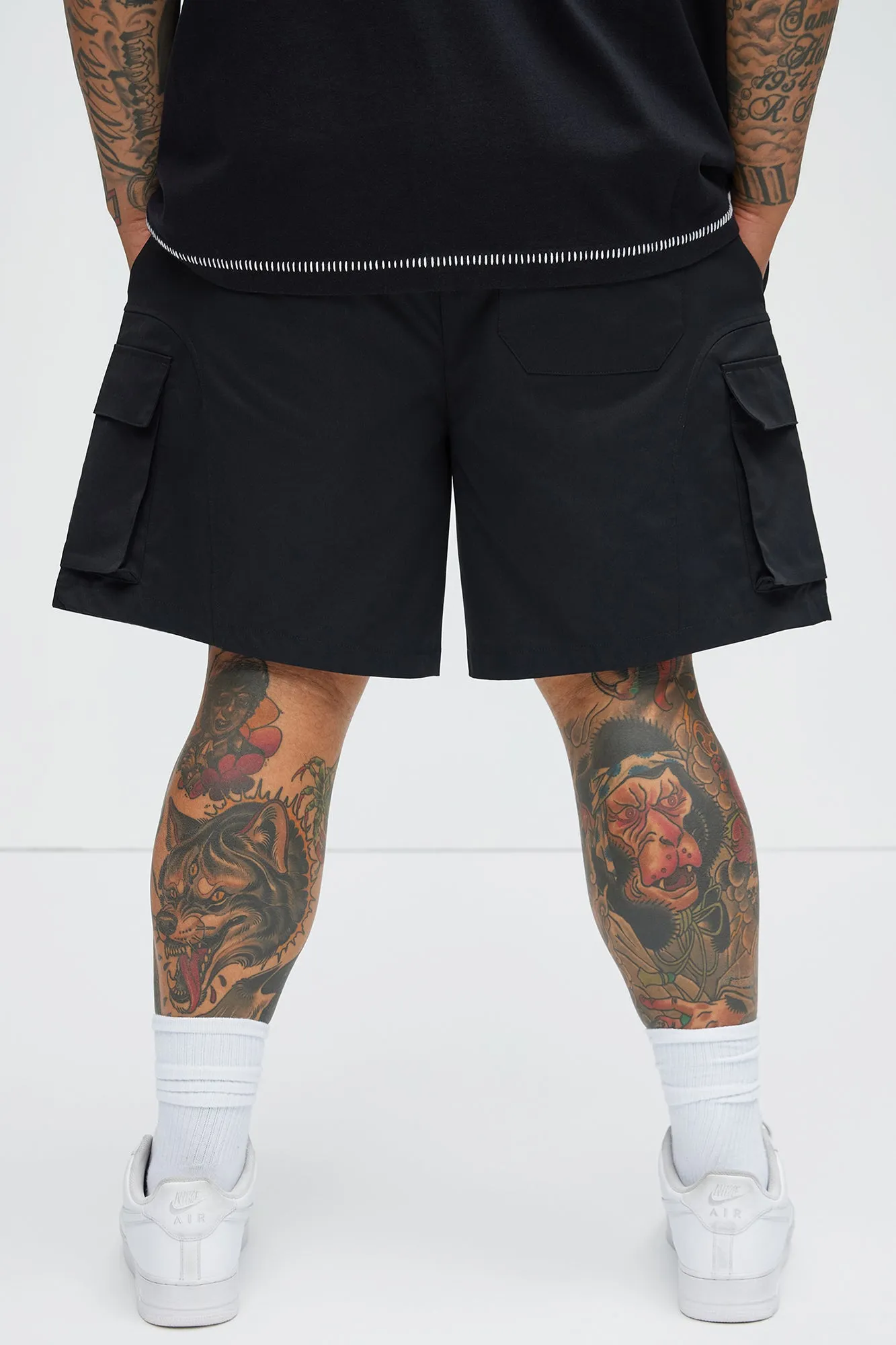 Max Cargo Shorts - Black