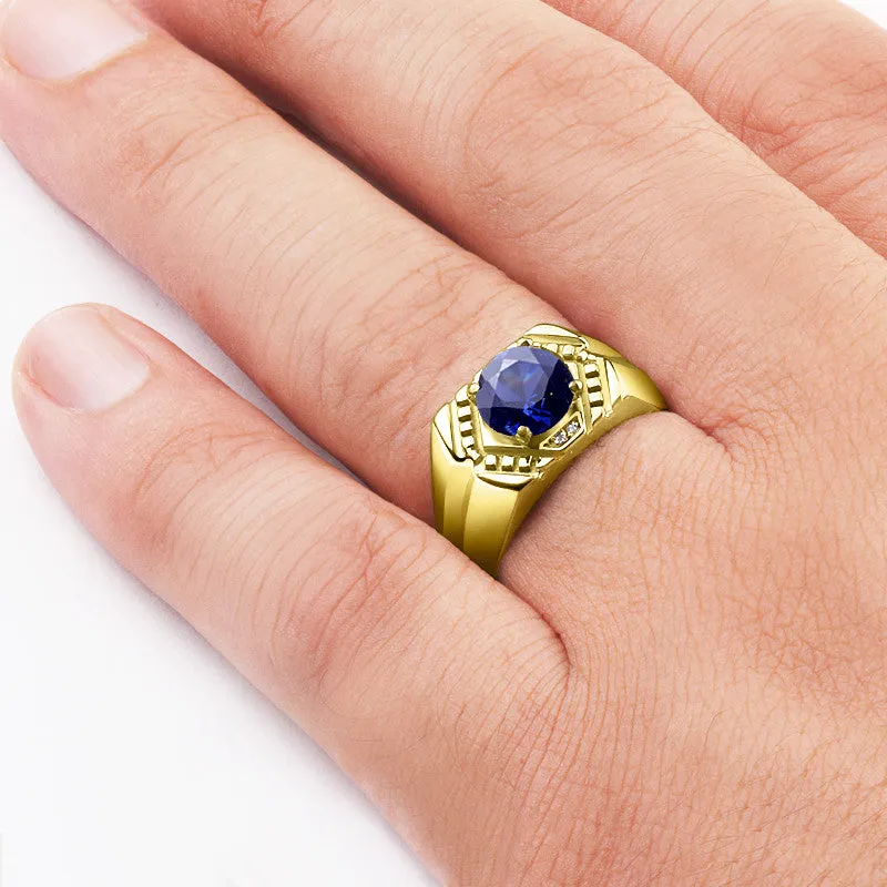 Men's Ring in 14k Yellow Gold with Sapphire and Diamonds