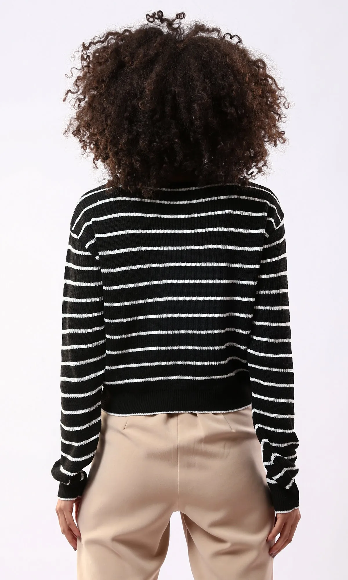 O177860 Boat Neck Striped Black & White Casual Pullover