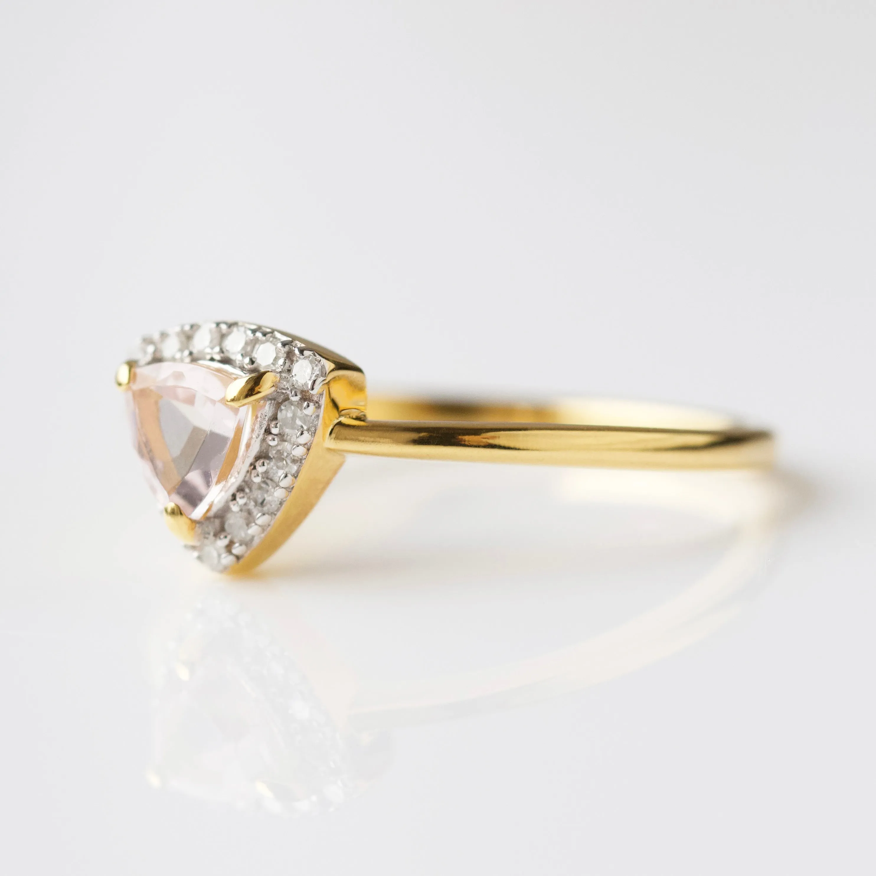 Rosa Morganite & Diamond Ring