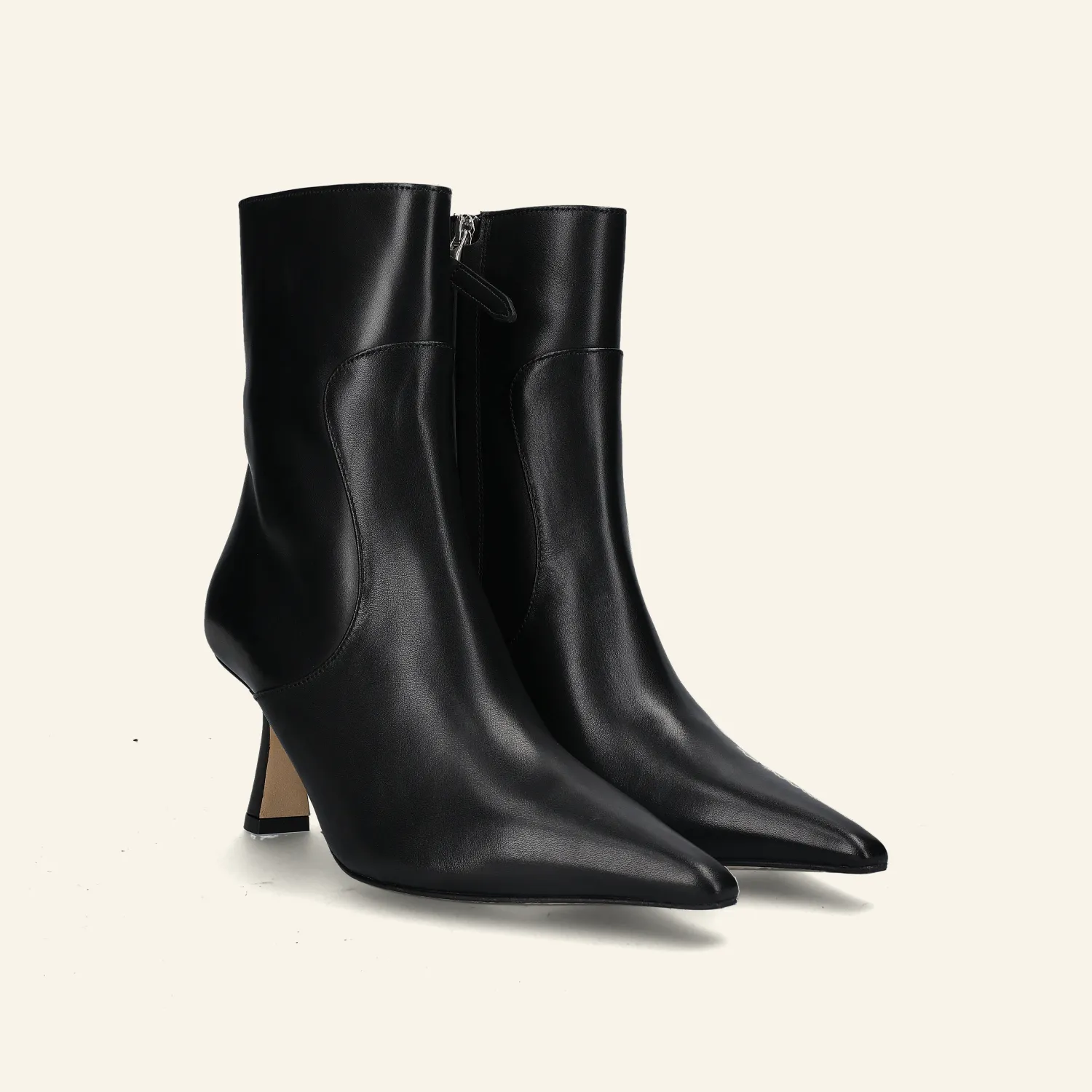 ZURI | Soft Calf Leather Black