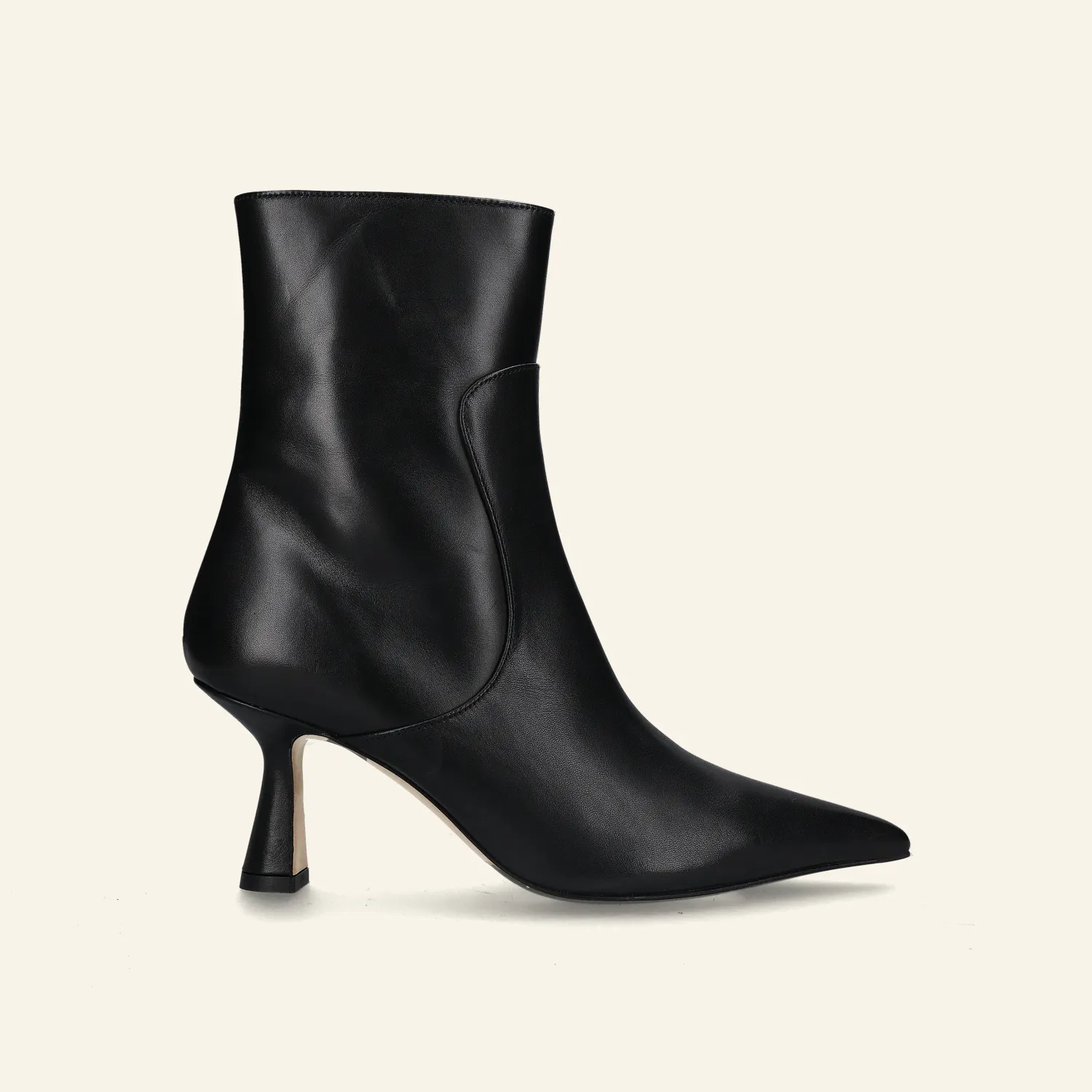 ZURI | Soft Calf Leather Black